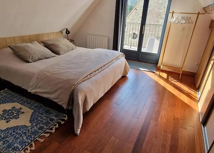 Villa Jardins De Mélusine - Maison En Pierres *