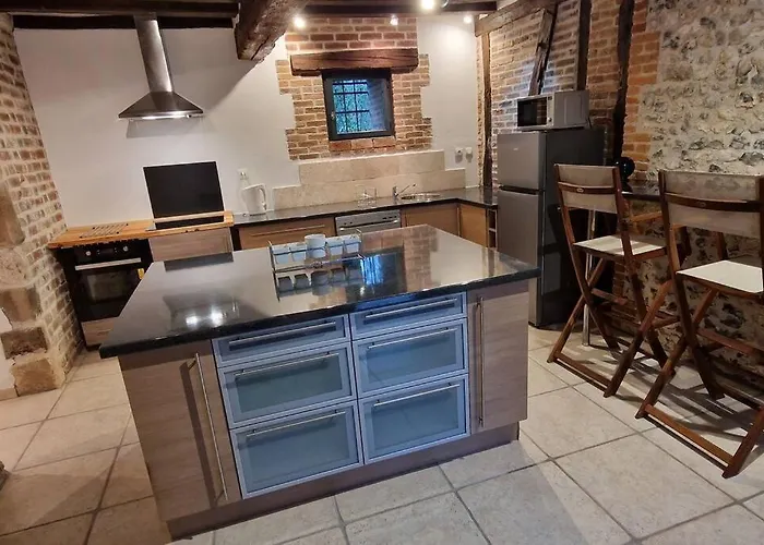 Villa Jardins De Mélusine - Maison En Pierres *